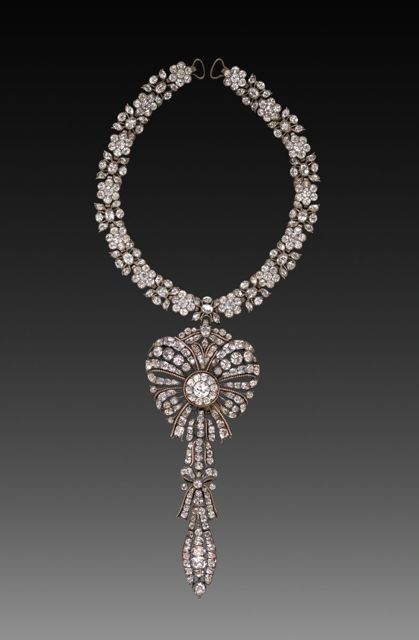 A diamond necklace with a pendant, made about 1775 to 1795, from the Cleveland Museum of Art. It illustrates the category and is not a priced item.